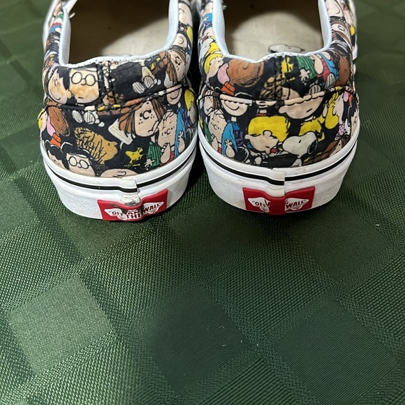2017 Vans Peanuts Slip Ons - Picture 6 of 13
